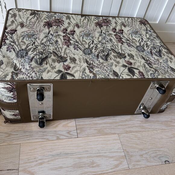 3 Piece Jordache Tapestry Vintage Luggage Set EUC Checked,Carry On, Personal 80s - Picture 16 of 16